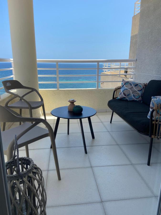 Relaxing Modern Beachfront Apartment - Amazing Sea View Calpe Buitenkant foto
